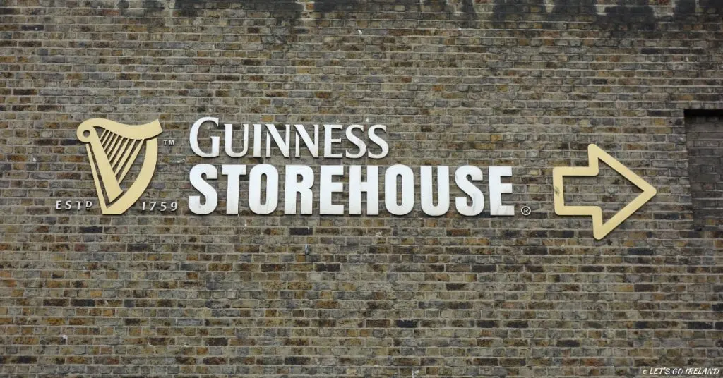 Eingang zum Guinness Storehouse Dublin, Irland