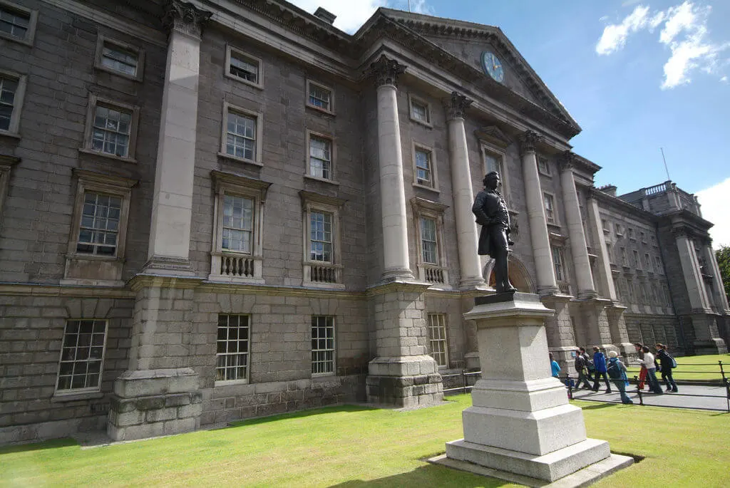 Der Eingang zum Trinity College Dublin