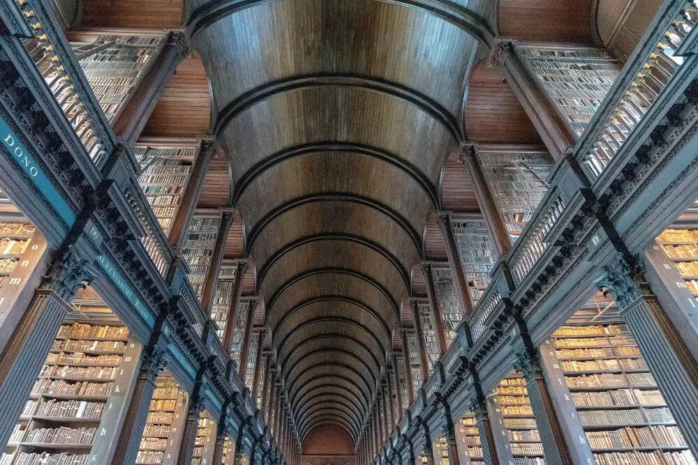 Der Long Room des Trinity College Dublin ist eine der schönsten Bibliotheken der Welt. 