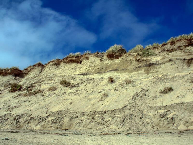Barleycove Sanddünen, die von den Tsunamiwellen des Erdbebens von Lissabon 1755 verwüstet wurden. 